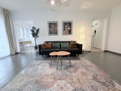 Sehr moderne, helle 1,5-Zimmer-Wohnung (voll möbliert)  mit Balkon im Universitätsviertel Augsburg