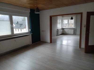 Wohnung mit fünf Zimmern zentral gelegen in Biedenkopf