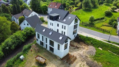 Erstbezug: Komfortables Wohnhaus mit moderner Architektur in absoluter Wohlfühloase mit Grünblick