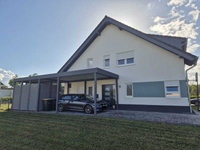 Haushälfte mit gr. Garten in ruhiger Lage mit top Verkehrsanbindung. Glasfaser optional