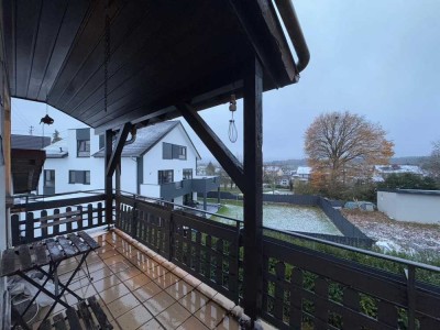 IK |Helle 3-Zimmer-Wohnung mit Balkon & Carport