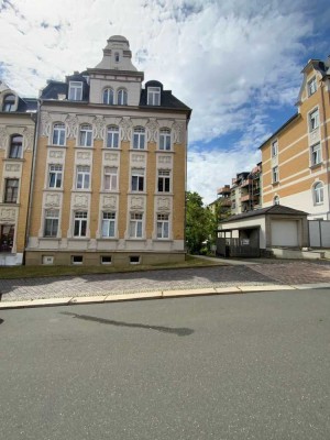 mit Balkon 2 RWE in ruhiger Lage