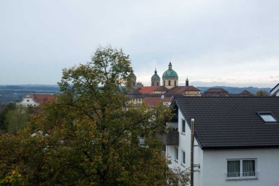 Großzügige 5-Zimmer Wohnung in ruhiger Lage