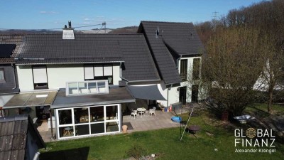 Charmantes Wohnjuwel mit großem Garten in ruhiger Lage