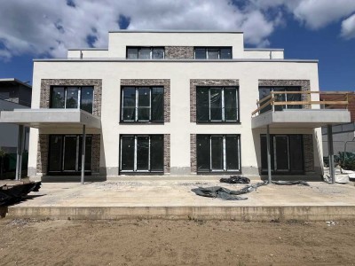 Traum-3-Zi.-Penthousewohnung mit großer Südterrasse
