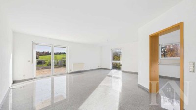 Großzügige 3-Zimmer-Mietwohnung mit Weitblick ins Grüne und Stellplatz!