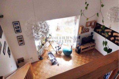 Bestlage im Stadtwesten : 2,5 Zimmer-Galerie-Wohnung inkl. TG-Stellplatz