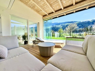 Haus mit Einliegerwohnung auf Traumgrundstück mit Berg &amp; Flussblick