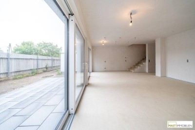 5-Zimmer Reihenhaus in Strasshof in Zentrumslage – Wohnen im Grünen bei Wien!