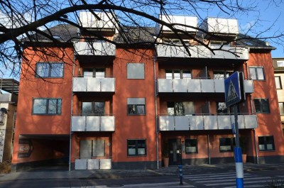 Moderne 3 Zimmer Wohnung mit Balkon und Aufzug im Herzen von Bergheim!