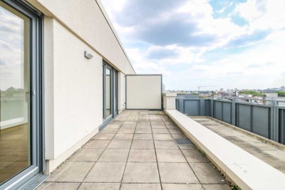 Attraktive Penthouse-Wohnung mit großzügiger Sonnenterrasse inkl. TG-Stellplatz!
