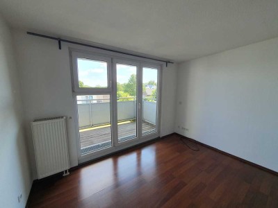 Helle & Gemütliche 2-Z.-Wohnung mit Balkon & EBK