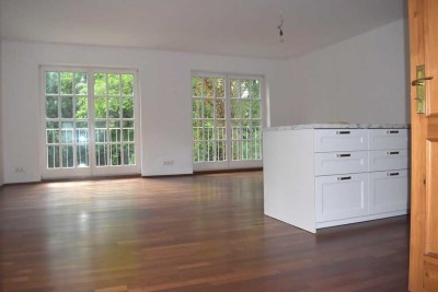 Familienfreundl. Erstbezug! Tolles Ambiente in stilvoller AB-Villa in der Gartenstadt Frohnau!