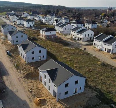 Doppelhaushälfte als Ausbauhaus!
