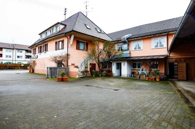 Haus mit 15 Zimmern zwischen Emmendingen und Freiburg