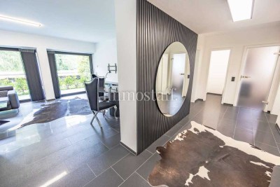 ELEGANZ TRIFFT WOHNKOMFORT: Modernisierte Wohnung mit Garage & Terrasse in Bottrop.