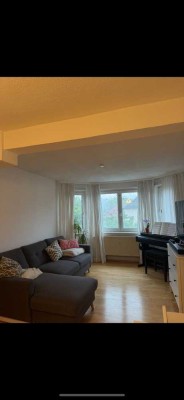 Gemütliche DG-Wohnung in bester Südviertel-Lage