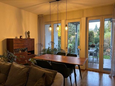 großzügige Altbauwohnung am Rotenbühl