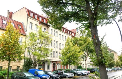 Attraktive Kapitalanlage - 2-Zimmer Altbauwohnung in Berlin