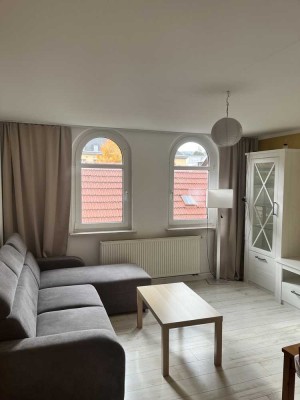 Ruhige 4,5-Raum-Wohnung mit Einbauküche im Zentrum mit Blick auf Saalfeld