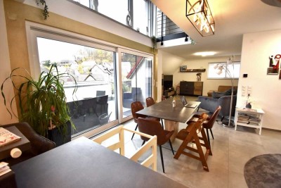 **Traumwohnung**4,5-Zi.-Maisonette-Whg. mit Balkon, TG- und Außenstellplatz***