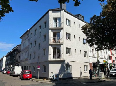 Helle, freundliche 2-Zimmer-Wohnung in City-Nähe mit Mini-Balkon