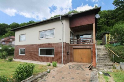 Schönes Einfamilienhaus mit großem Garten und Gestaltungsmöglichkeiten in Windeck-Schladern