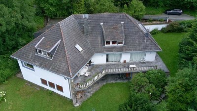 Villa mit über 400 m² Wohnfläche in exklusiver Lage in Roetgen-Rott