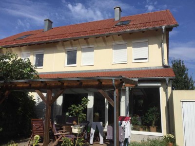 Sonnige DHH in ruhiger Lage in Landshut