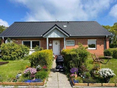 !! Schönes Einfamilienhaus in Feldrandlage mit Ostseeblick in Hansühn !!