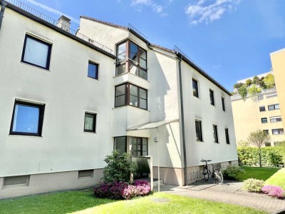 Erdgeschosswohnung mit 3 Zimmern, Terrasse und Stellplatz – Willkommen in Ihrem neuen Zuhause –