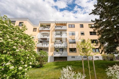 Geräumige 4,5-Zimmer-Wohnung mit Loggia und Garage