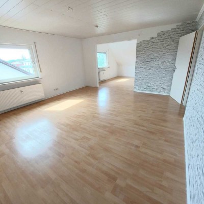 Großzügige 3,5-Zimmer-Wohnung mit EBK in Erlensee