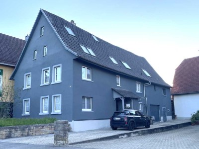 Charmantes Anwesen von 1800 mit großem Garten, Einliegerwohnung und Ausbaupotenzial. Ohne Makler +VB