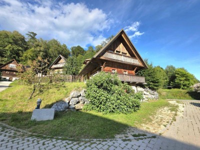 Neuwertiges und ruhiges Chalet mit Wellness!