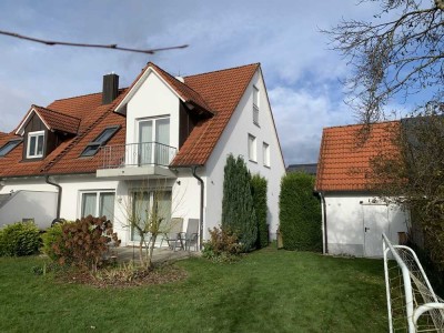 KNIPFER`S IMMOBILIENSCHÄTZE - Elegante DHH in absolut ruhiger Lage in Deubach zum Kauf!