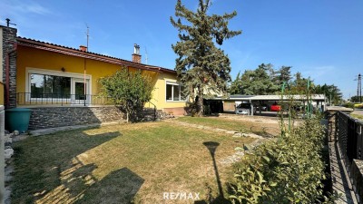 Zentral gelegener Bungalow mit großer Terrasse!