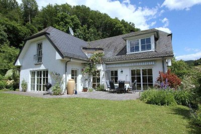 Luxuriöses englisches Landhaus im Herzen der Vulkaneifel, provisionsfrei