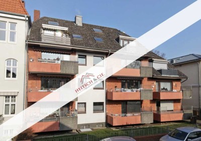 Provisionsfrei: 3-Zi-Wohnung mit Balkon & TG-Stellplatz Ecke in der Kalandstraße!