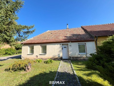 OPEN HOUSE! Renovierungsbedürftiges Haus mit Garten