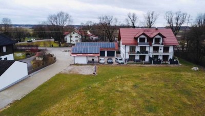 Stilvolle 4-Raum-Souterrain-Wohnung mit gehobener Innenausstattung mit Terrasse in Pastetten