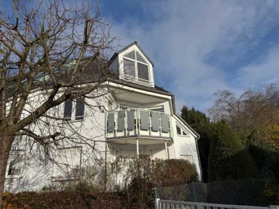 Moderne, helle 3-ZKB-Erdgeschosswohnung mit 2 Terrassen in ruhiger Wohnlage von Kronberg im Taunus