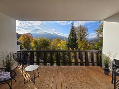 Alpines Wohngefühl - Top-Sanierte 2-Zi. Wohnung mit traumhaftem Berg- und Seeblick