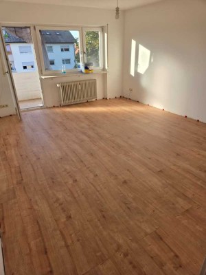 Helle 2-Zimmer-Wohnung mit Balkon im 2. OG in Schliengen