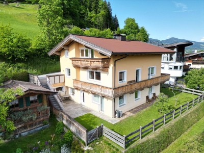 Großzügige Dachgeschoßwohnung am Sonnhang