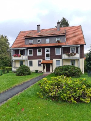 **4-Zimmer-Wohnung mit Balkon im ZENTRUM von BRAUNLAGE**