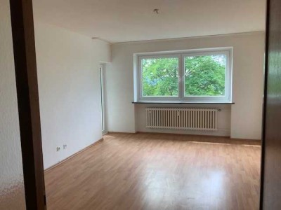 2 Zimmer mit Balkon in ruhiger Lage