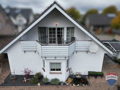 Leben in Bestlage – modernes Ein- Zweifamilienhaus mit Wohlfühlcharakter in Weeze !