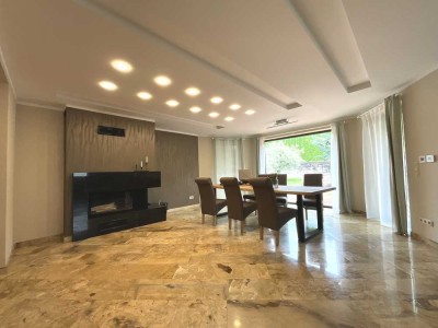 Einfamilienhaus ca 265 m² mit Einliegerwohnung  und Garten (786 m²) in ruhiger Lage zw Bebra u Sontr
