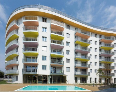 Klimatisierte 2 Zimmer-Dachterrassenwohnung mit Outdoor Pool in der Anlage